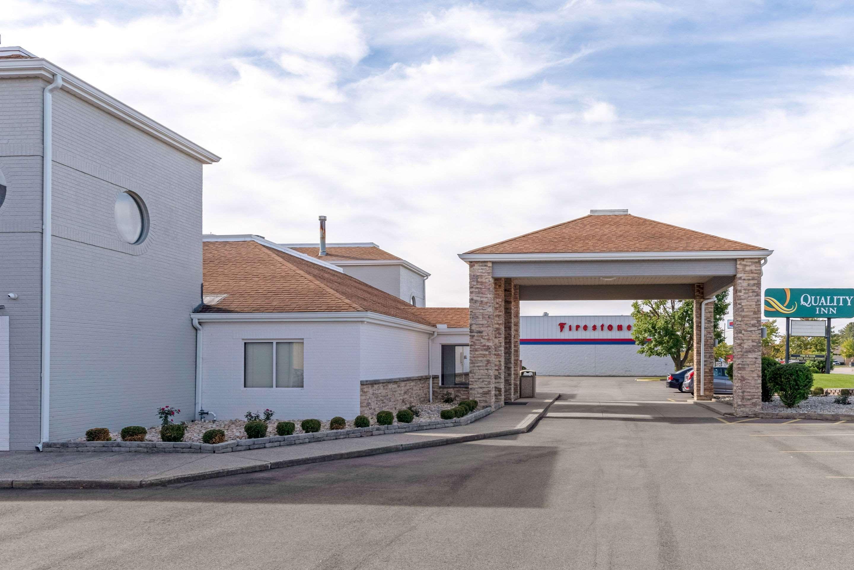Quality Inn Fairborn Exterior foto